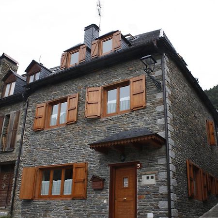 Apartamentos Valle De Aran Монт Экстерьер фото