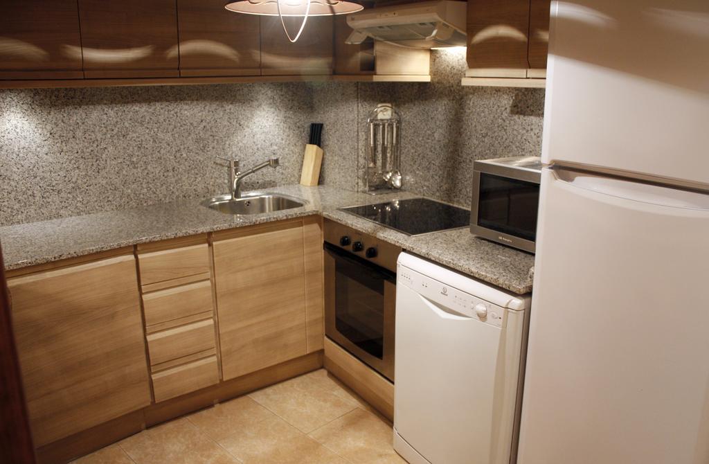 Apartamentos Valle De Aran Монт Экстерьер фото
