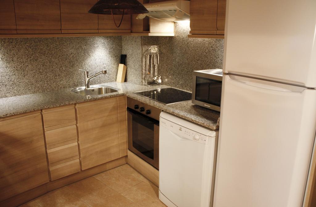 Apartamentos Valle De Aran Монт Экстерьер фото